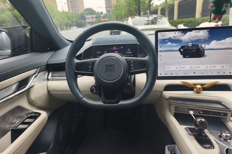 Used Zeekr 001 2023 ME Edition 100 kWh Steering Wheel