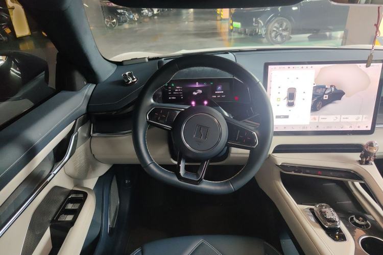Used Zeekr 001 2023 YOU Edition 100 kWh Steering Wheel