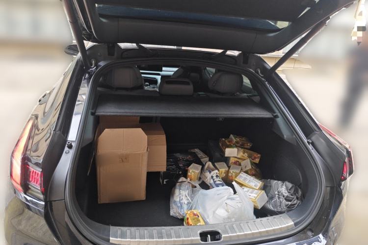 Used Zeekr 001 2023 WE Edition 100 kWh Trunk