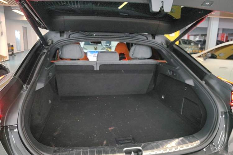 Used Zeekr 001 2023 YOU Edition 100 kWh Trunk