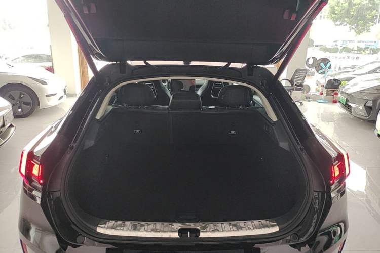 Used Zeekr 001 2023 WE Edition 100 kWh Trunk