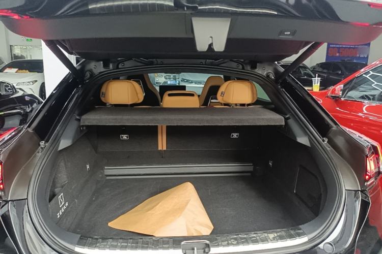 Used Zeekr 001 2023 WE Edition 86 kWh Trunk