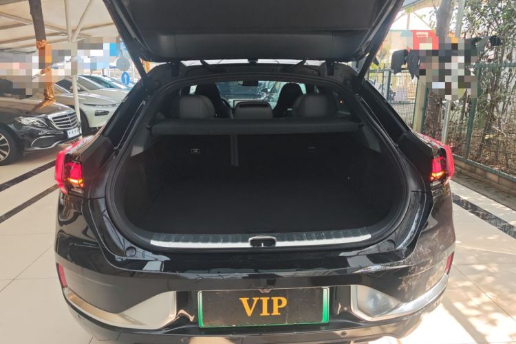 Used Zeekr 001 2023 WE Edition 100 kWh Trunk