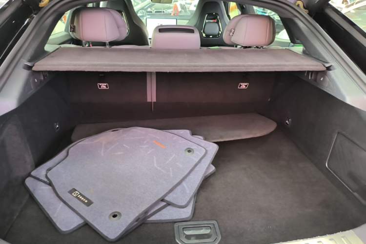 Used Zeekr 001 2023 WE Edition 100 kWh Trunk
