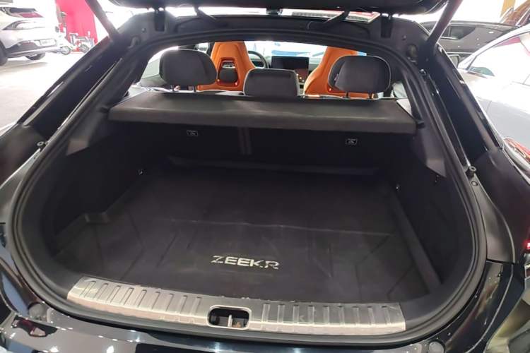 Used Zeekr 001 2023 YOU Edition 100 kWh Trunk