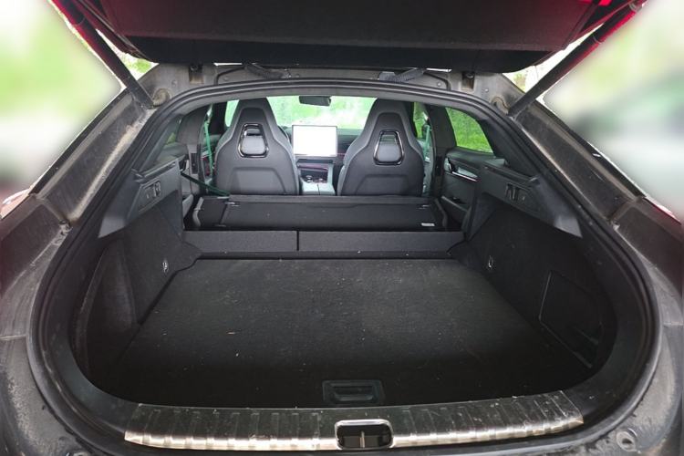 Used Zeekr 001 2023 WE Edition 86 kWh Trunk
