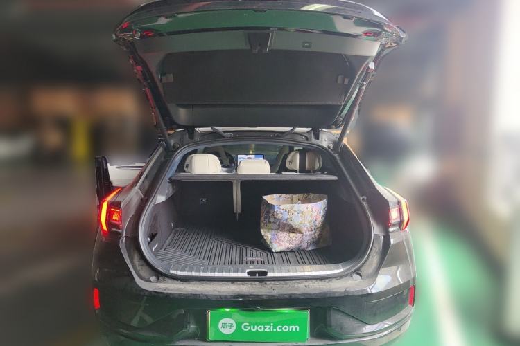 Used Zeekr 001 2023 YOU Edition 100 kWh Trunk