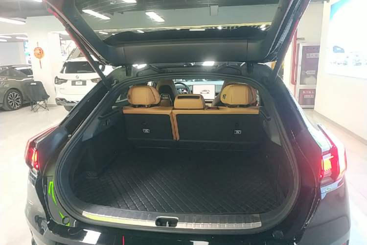 Used Zeekr 001 2023 WE Edition 100 kWh Trunk