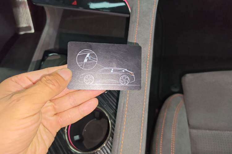 Used Zeekr 001 2023 YOU Edition 100 kWh Vehicle Key
