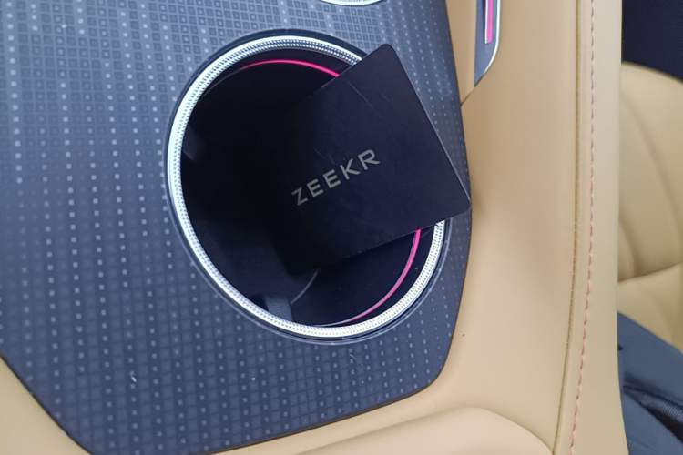 Used Zeekr 001 2023 WE Edition 86 kWh Vehicle Key