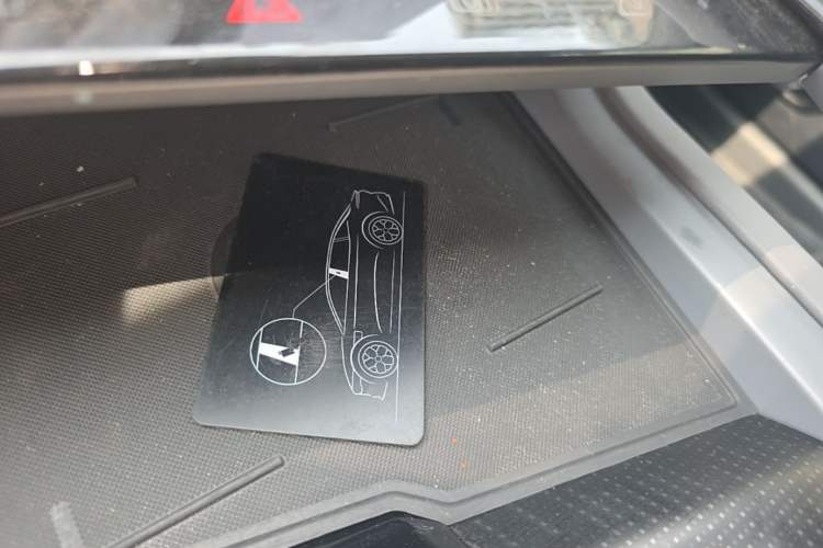 Used Zeekr 001 2023 WE Edition 100 kWh Vehicle Key