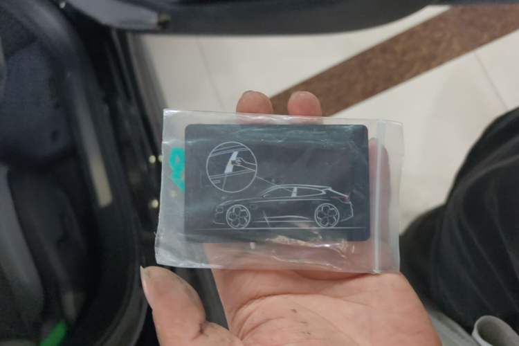 Used Zeekr 001 2023 YOU Edition 100 kWh Vehicle Key