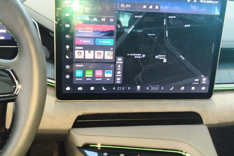 Used Zeekr 001 2023 ME Edition 100 kWh Audio And AC Panel