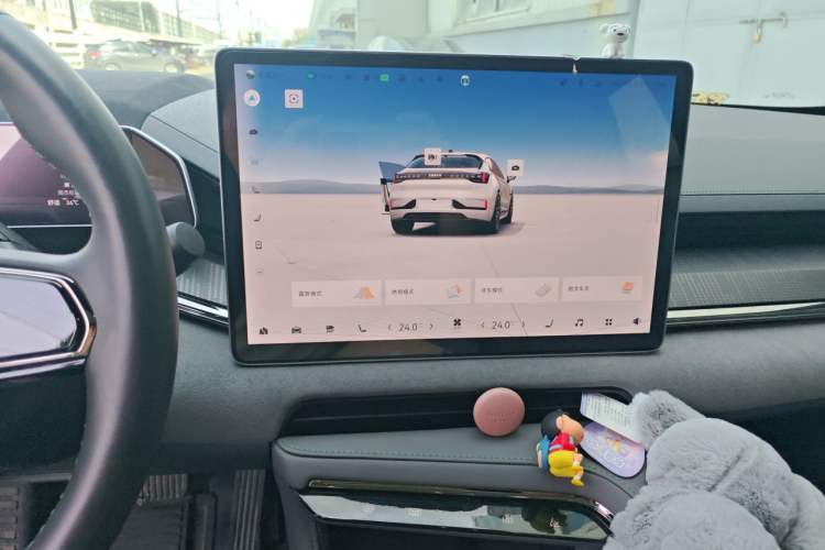 Used Zeekr 001 2023 WE Edition 86 kWh Audio And AC Panel