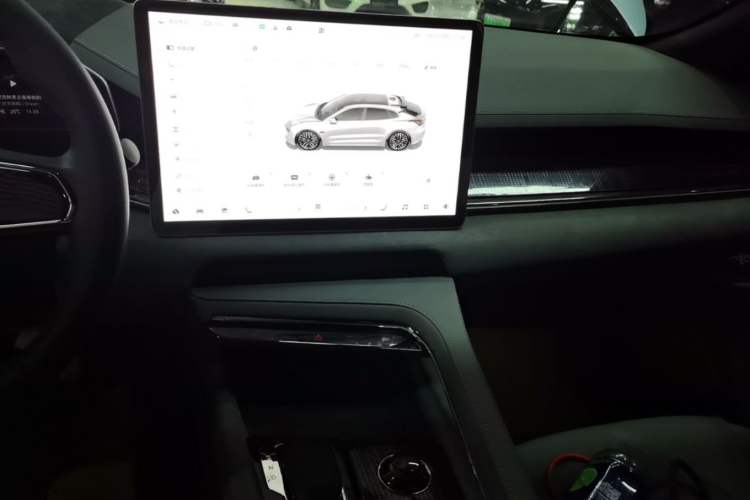 Used Zeekr 001 2023 ME Edition 100 kWh Audio And AC Panel