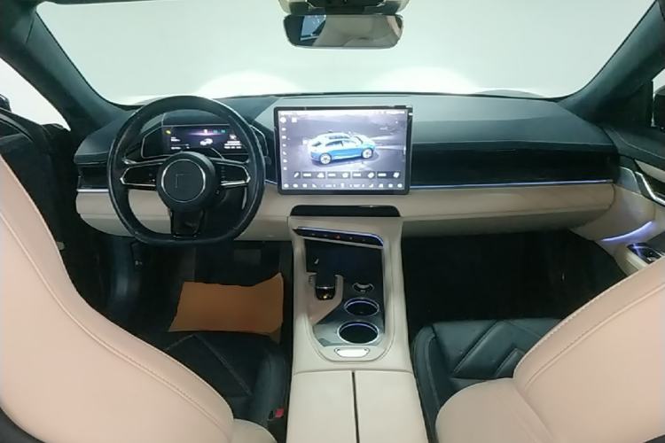 Used Zeekr 001 2023 WE Edition 86 kWh Center Console