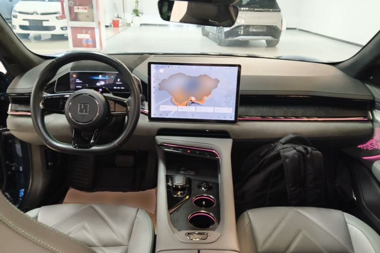 Used Zeekr 001 2023 WE Edition 100 kWh Center Console