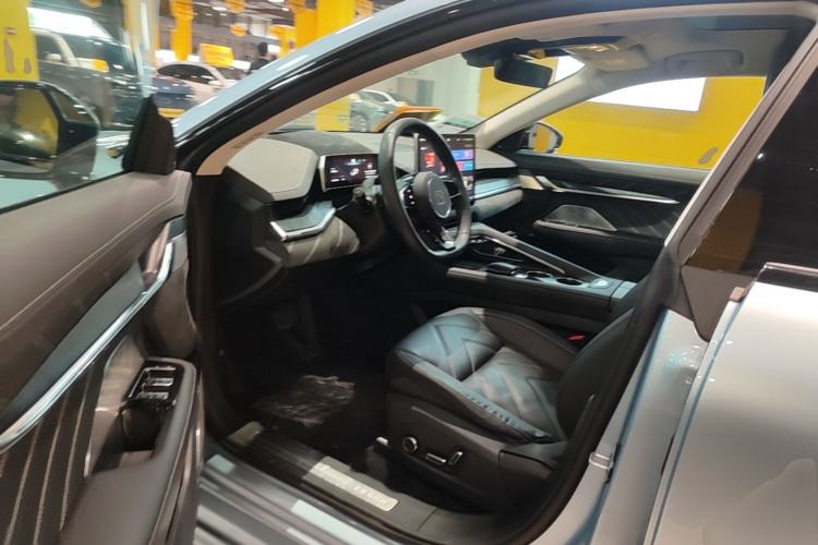 Used Zeekr 001 2023 WE Edition 86 kWh Driver Seat