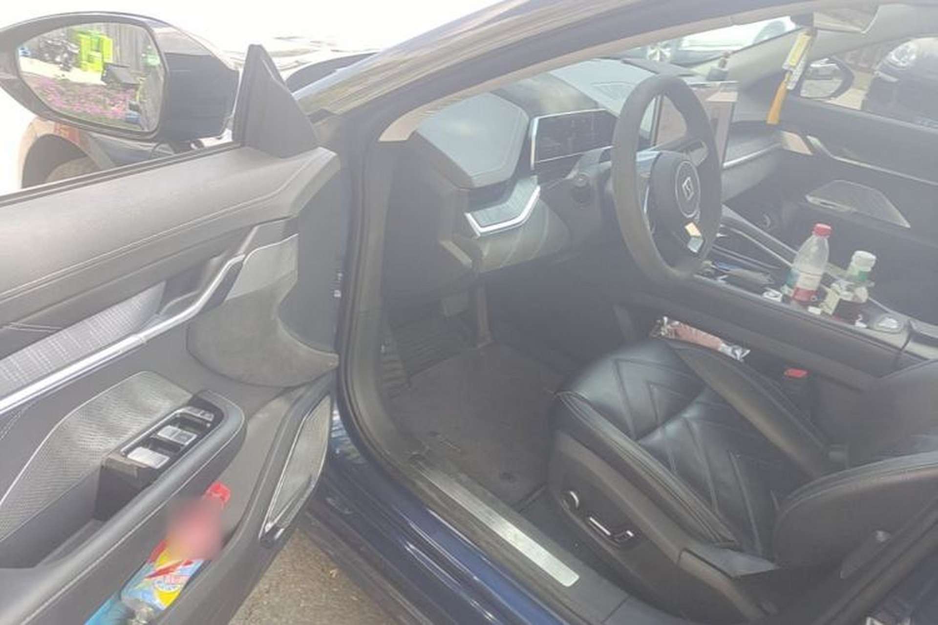 Used Zeekr 001 2023 WE Edition 100 kWh Driver Seat