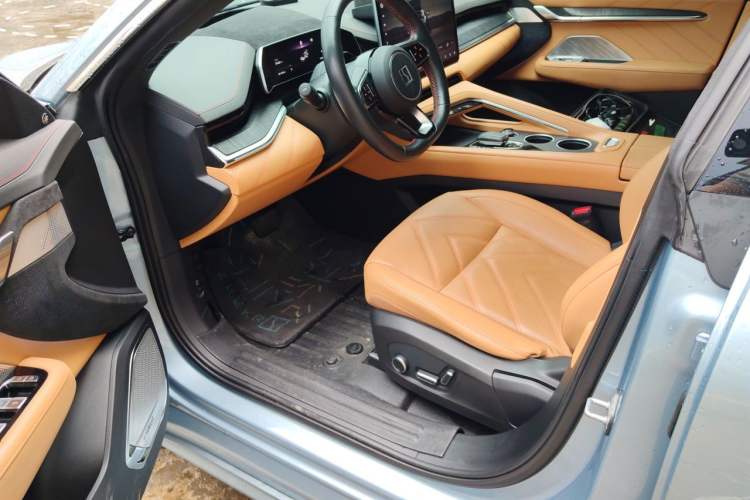 Used Zeekr 001 2023 YOU Edition 100 kWh Driver Seat
