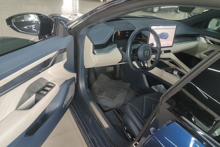 Used Zeekr 001 2023 WE Edition 86 kWh Driver Seat