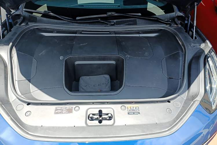Used Zeekr 001 2023 ME Edition 100 kWh Engine Bay