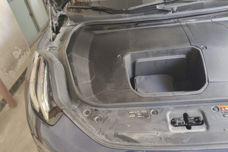 Used Zeekr 001 2023 WE Edition 86 kWh Engine Bay Right