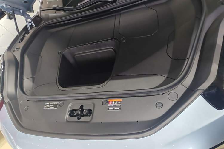 Used Zeekr 001 2023 WE Edition 86 kWh Engine Bay