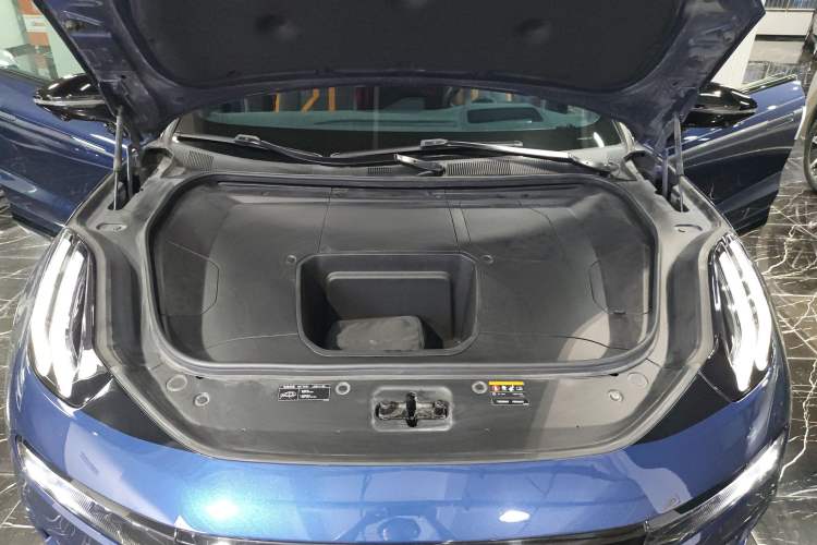 Used Zeekr 001 2023 YOU Edition 100 kWh Engine Bay