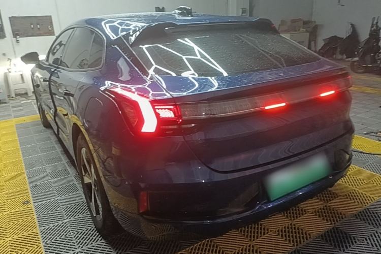 Used Zeekr 001 2023 WE Edition 86 kWh Exterior 2