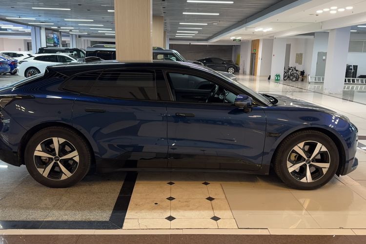 Used Zeekr 001 2023 WE Edition 100 kWh Exterior 2