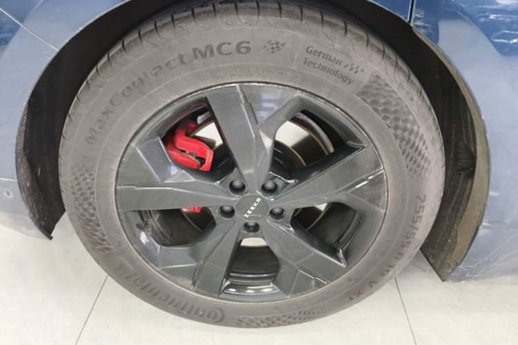 Used Zeekr 001 2023 WE Edition 86 kWh Exterior 5