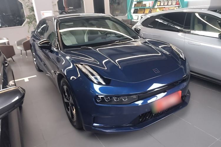 Used Zeekr 001 2023 WE Edition 86 kWh Front Right 45 Deg