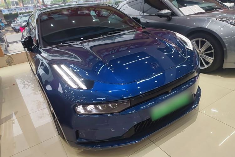Used Zeekr 001 2023 WE Edition 86 kWh Front Right 45 Deg