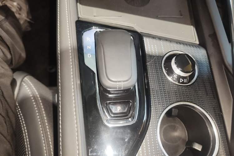 Used Zeekr 001 2023 WE Edition 86 kWh Gear Lever