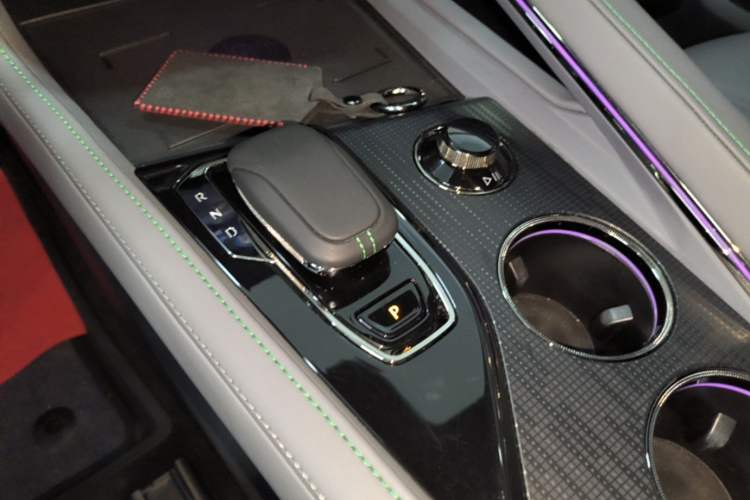 Used Zeekr 001 2023 ME Edition 100 kWh Gear Lever