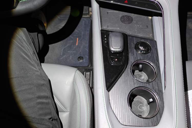 Used Zeekr 001 2023 ME Edition 100 kWh Gear Lever