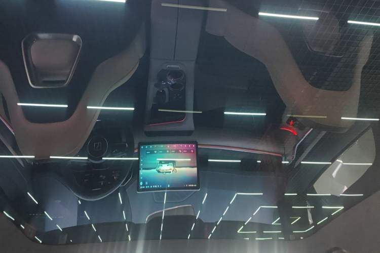 Used Zeekr 001 2023 WE Edition 100 kWh Headliner