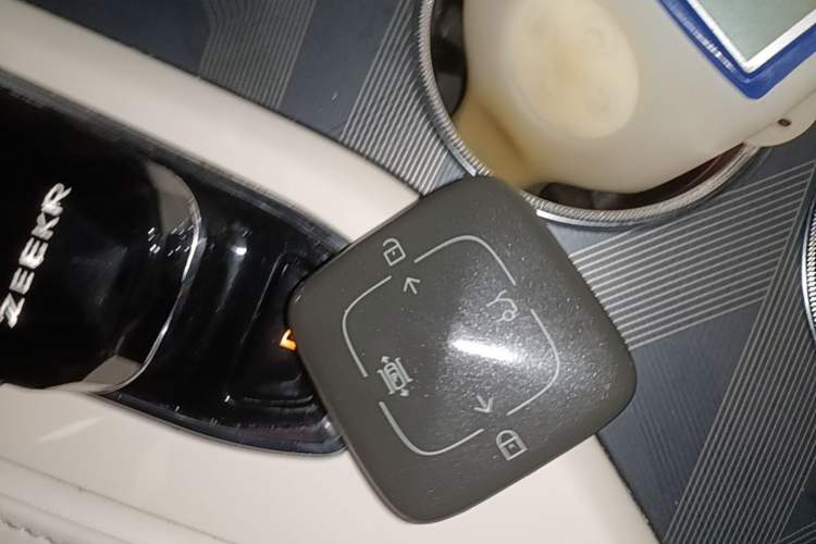 Used Zeekr 001 2023 WE Edition 86 kWh Interior 1