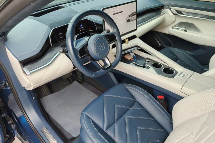 Used Zeekr 001 2023 WE Edition 86 kWh Interior 1