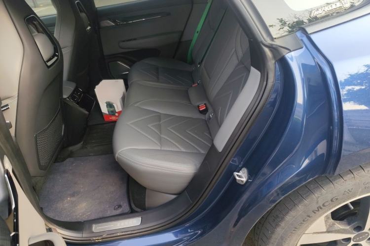 Used Zeekr 001 2023 WE Edition 100 kWh Interior 4