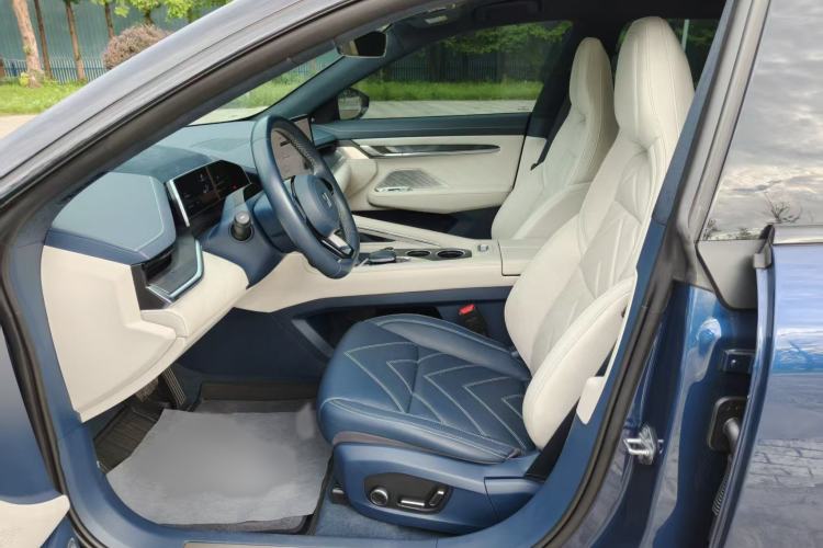 Used Zeekr 001 2023 WE Edition 86 kWh Interior 6