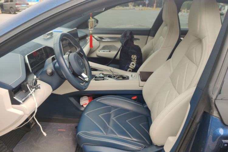 Used Zeekr 001 2023 WE Edition 100 kWh Left Front Seat