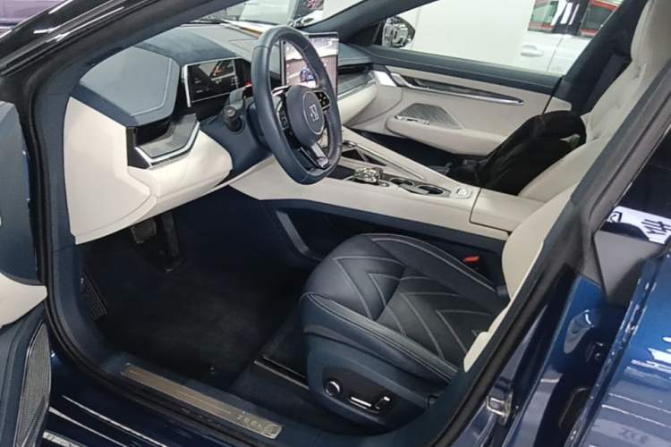 Used Zeekr 001 2023 WE Edition 100 kWh Left Front Seat