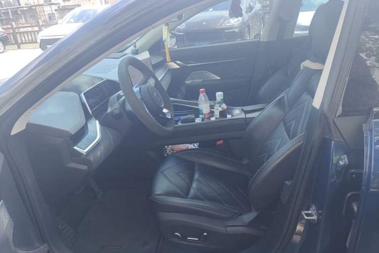 Used Zeekr 001 2023 WE Edition 100 kWh Left Front Seat