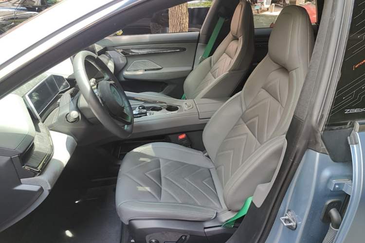 Used Zeekr 001 2023 ME Edition 100 kWh Left Front Seat