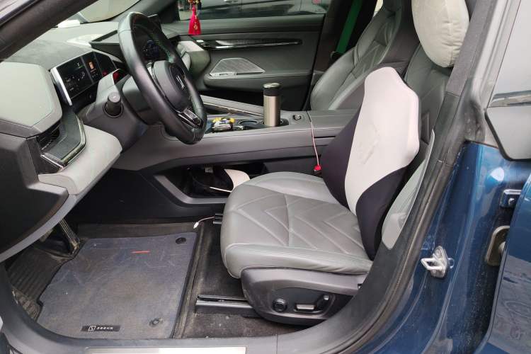 Used Zeekr 001 2023 WE Edition 100 kWh Left Front Seat