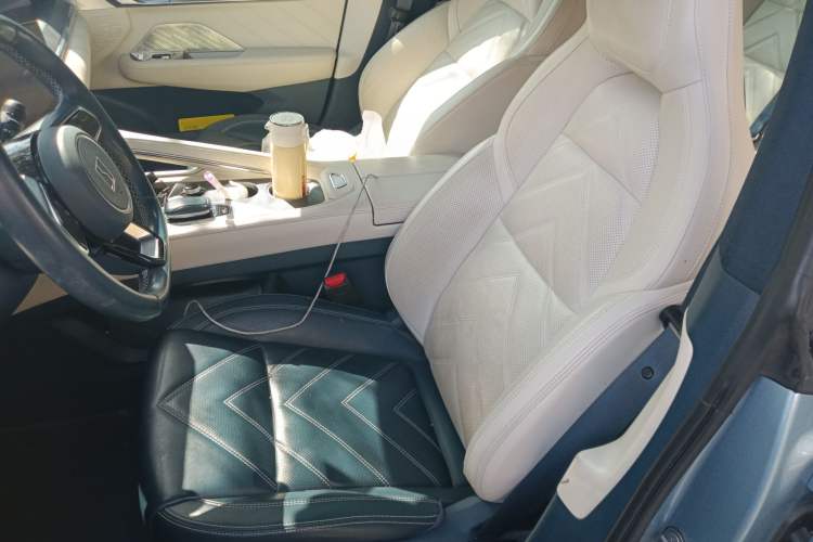 Used Zeekr 001 2023 WE Edition 100 kWh Left Front Seat