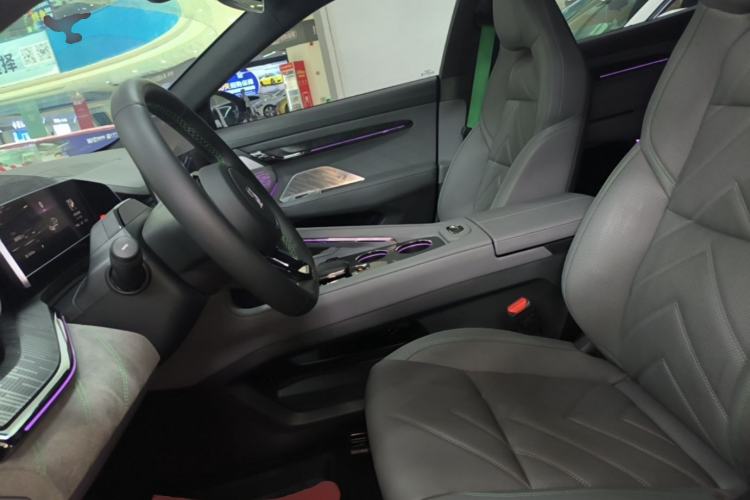 Used Zeekr 001 2023 ME Edition 100 kWh Left Front Seat