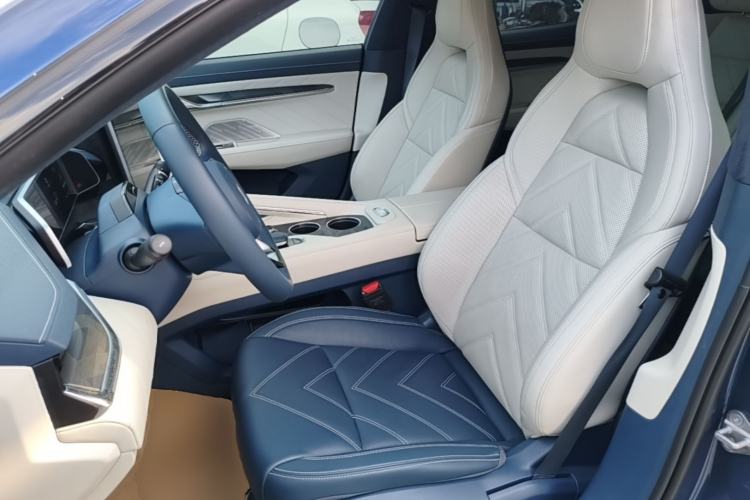 Used Zeekr 001 2023 WE Edition 86 kWh Left Front Seat